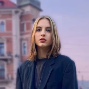 Picture of Yana Petrova